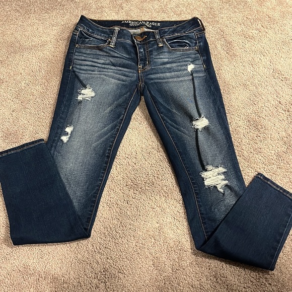 American Eagle Outfitters / Distressed Jegging / Size 4 - Picture 6 of 10